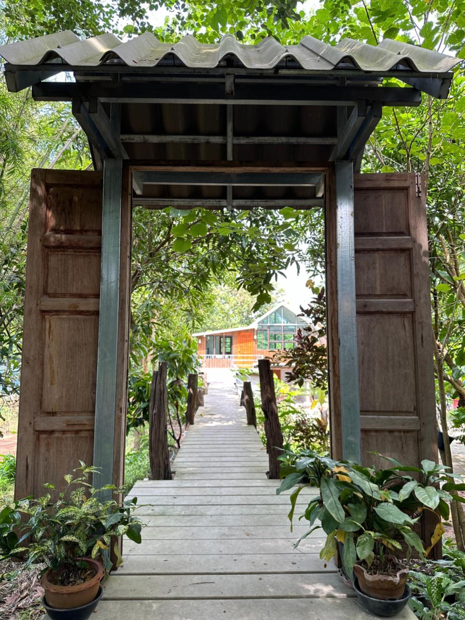 Baan Suan Duang Porn Resort Ban Phae (Lampang) Exterior foto